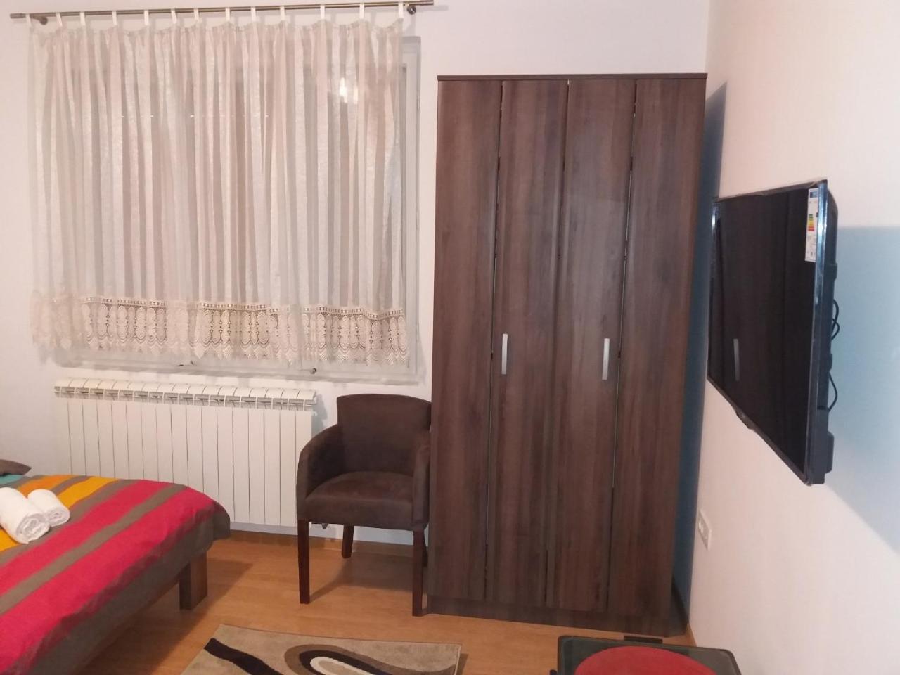 Apartman Donji Kraj Apartamento Cetinje Exterior foto