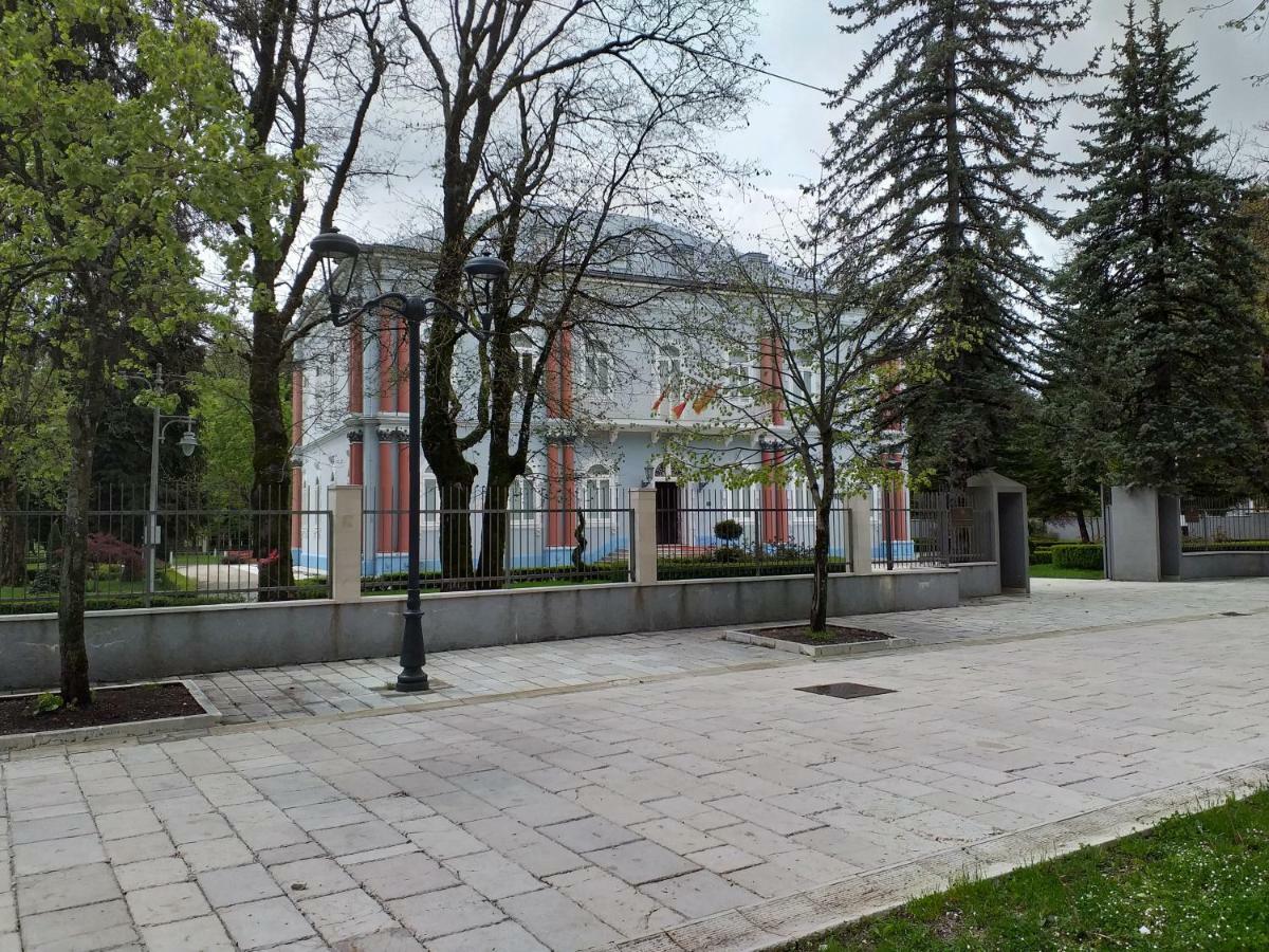 Apartman Donji Kraj Apartamento Cetinje Exterior foto