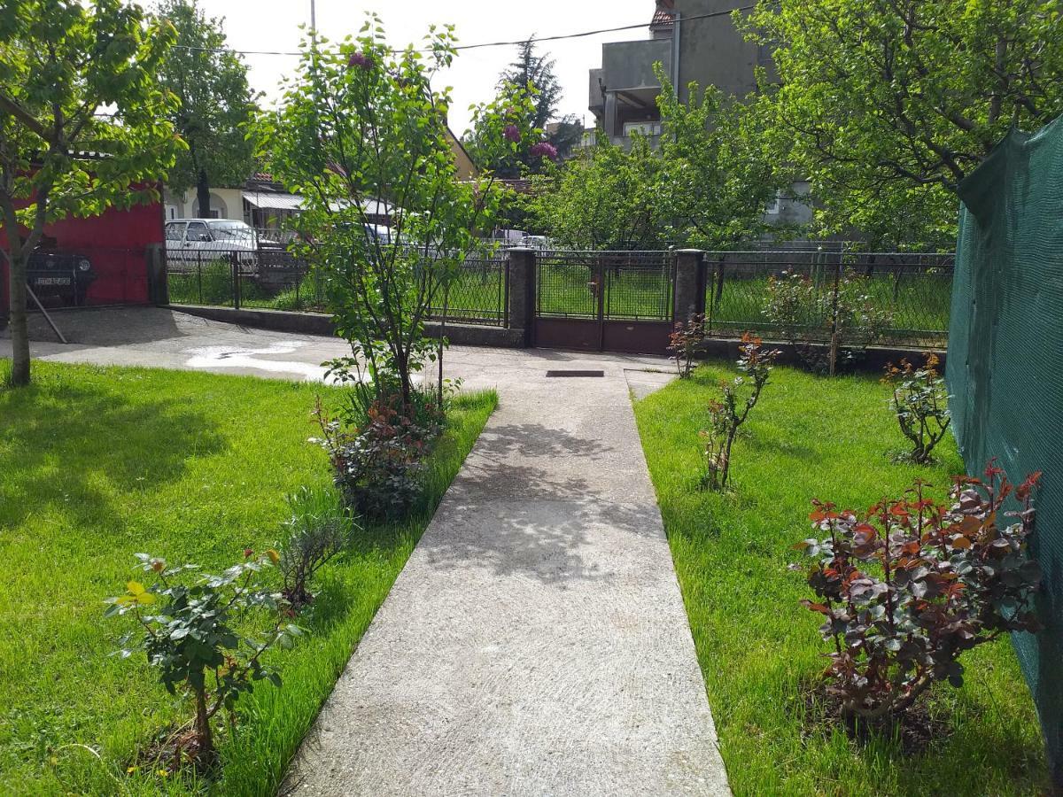 Apartman Donji Kraj Apartamento Cetinje Exterior foto